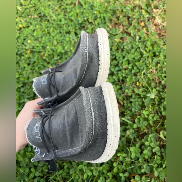 Hey Dude Men’s Wally Stretch Black & Grey Comfy Western Slip on Shoes Size 11 - Picture 4 of 10